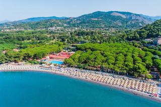 Villaggio Black Marlin